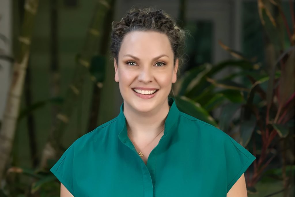 Dr. Jessica Thomas, Dental Surgeon
